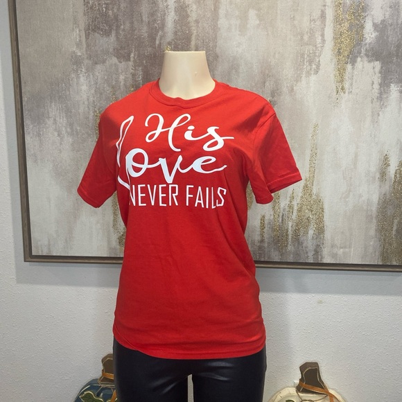 Gildan Tops - Pair-Combo of a Red Grapic "His Love Never Fails" and an Orange T-shirt